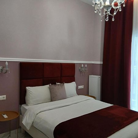 Black Onyx Comfort Suites - Timeless Design In A Heritage Building سالونيك المظهر الخارجي الصورة