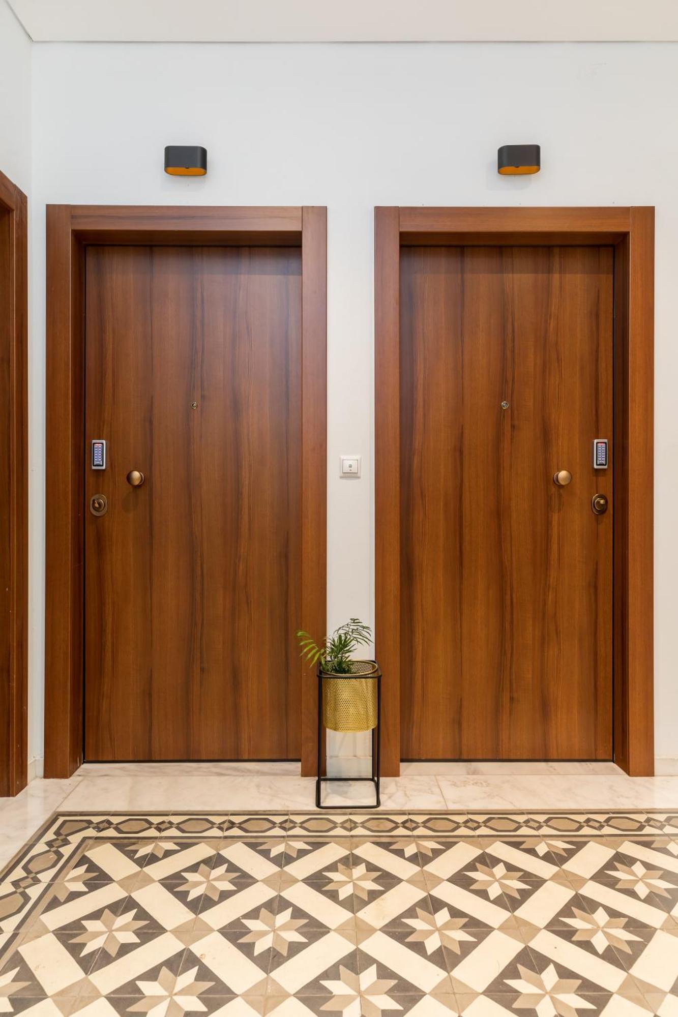 Black Onyx Comfort Suites - Timeless Design In A Heritage Building سالونيك المظهر الخارجي الصورة