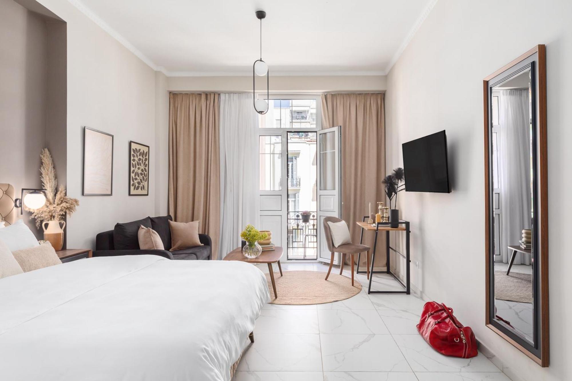 Black Onyx Comfort Suites - Timeless Design In A Heritage Building سالونيك المظهر الخارجي الصورة