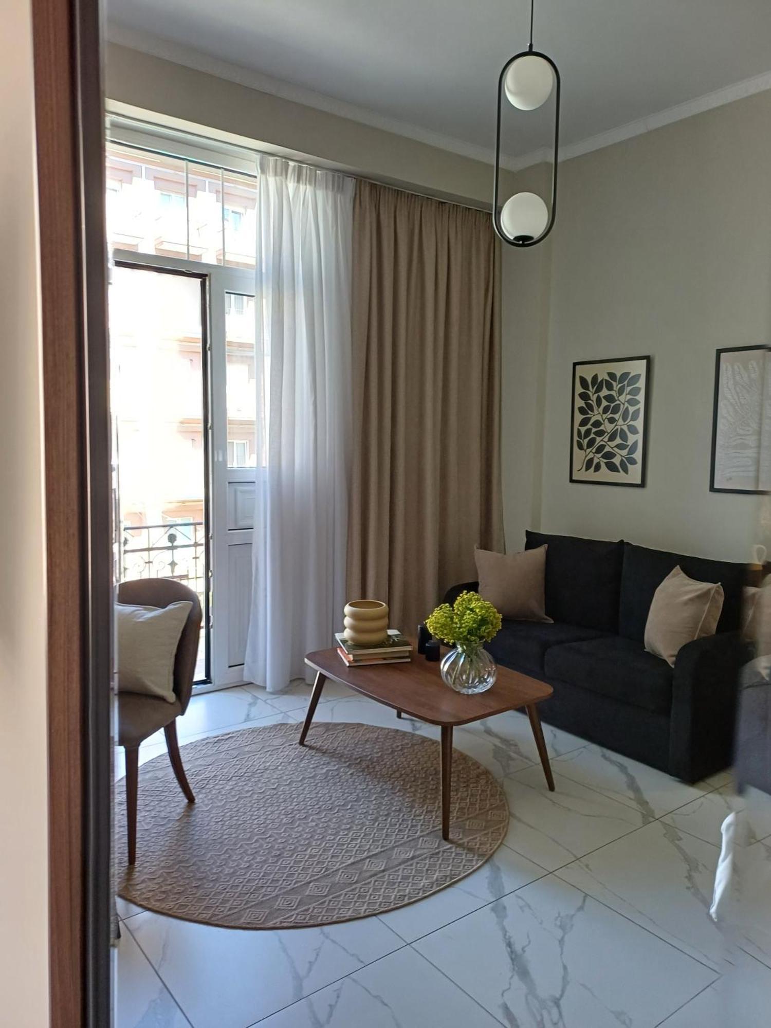 Black Onyx Comfort Suites - Timeless Design In A Heritage Building سالونيك المظهر الخارجي الصورة